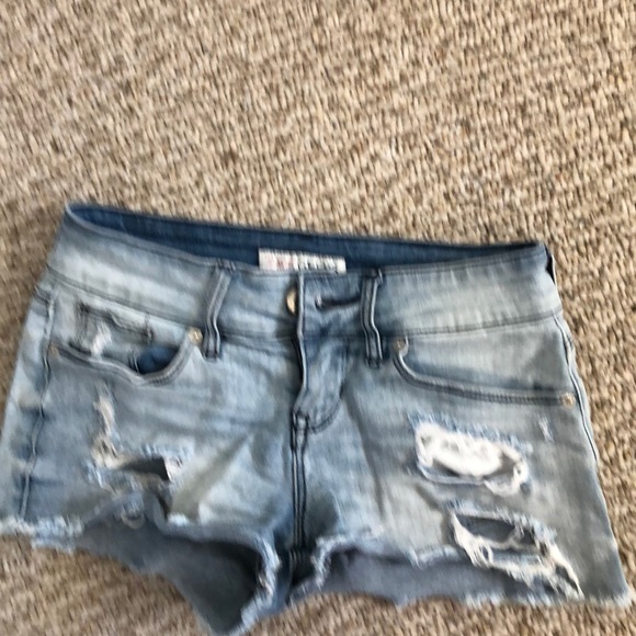 Guess/Shorts/Small - Picture 5 of 6